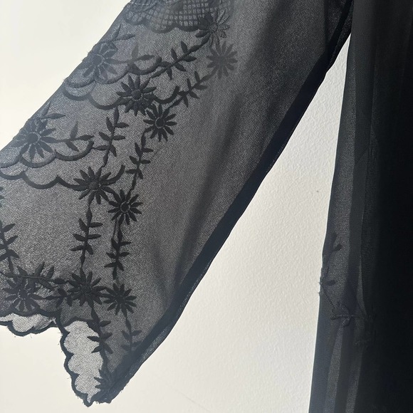 ASTR | Black Sheer Embroidered Tunic Size M - Picture 2 of 8